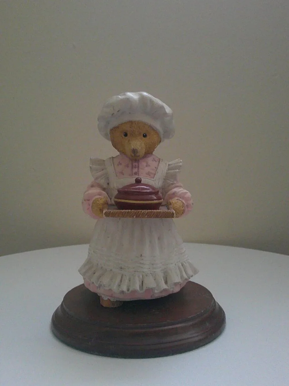 🧁 Vintage Cottage-core Teddy Bear Baker Figurine🍰